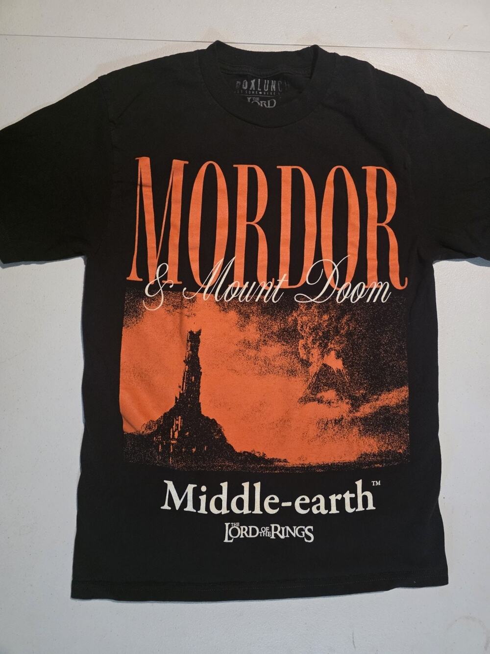 Lord of the Rings Mordor Mount Doom T Shirt Small Middle Earth LOTR Black